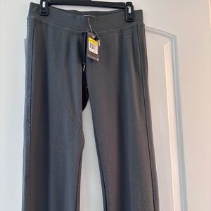 Nike's Women's Jogging pants in Steel grey (067) in size small